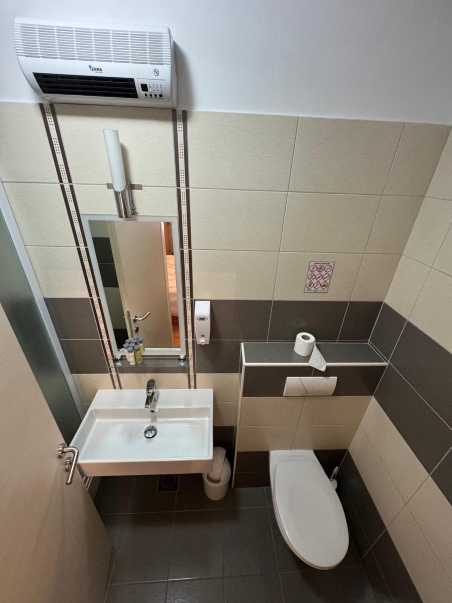 Blue Tree Rooms Спліт Екстер'єр фото